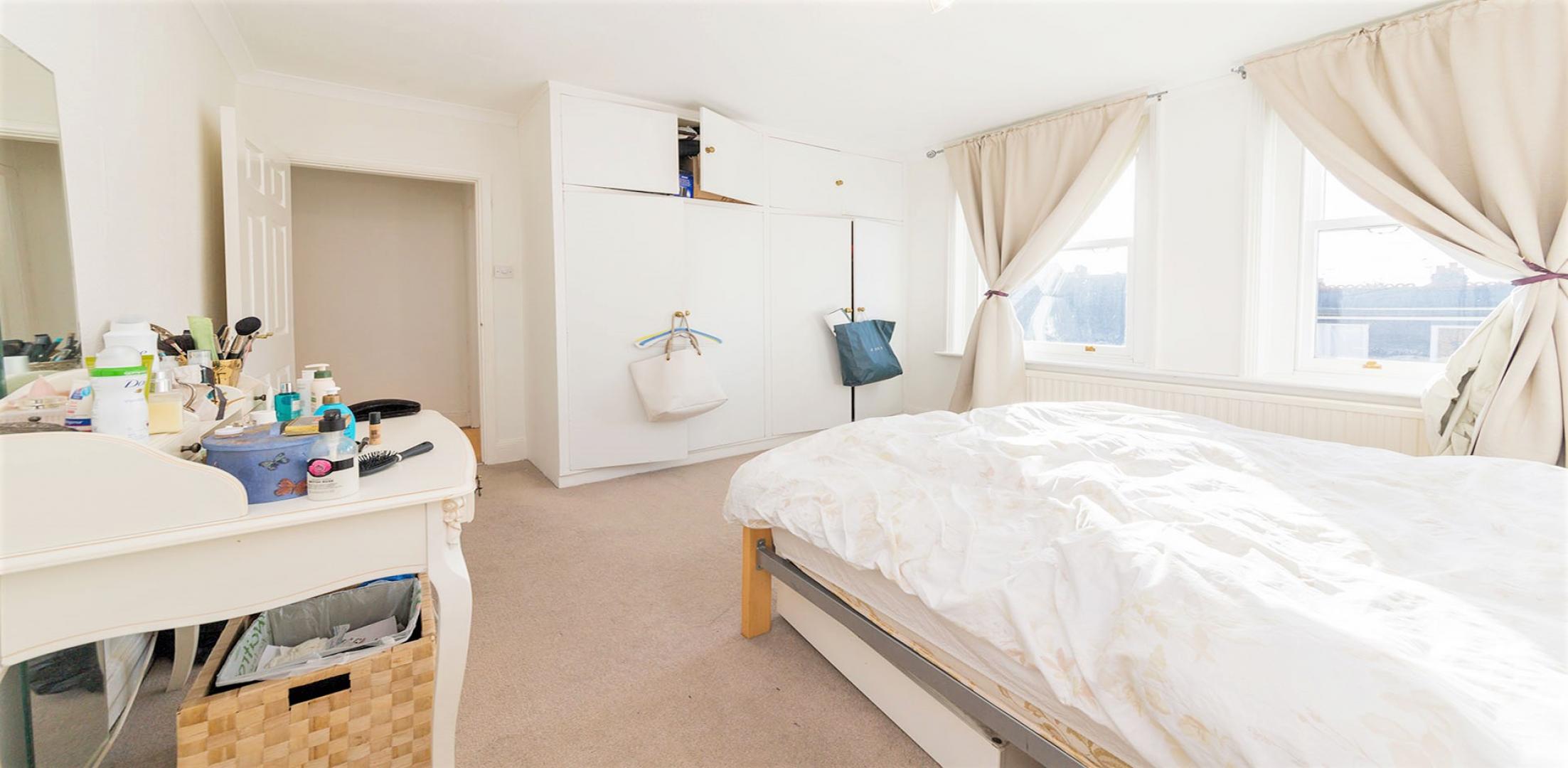 			LET, 1 Bedroom, 1 bath, 1 reception Flat			 Hemstal Road, WEST HAMPSTEAD